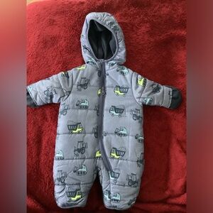 Wippette baby boy  snow suit. Size 0/3 months